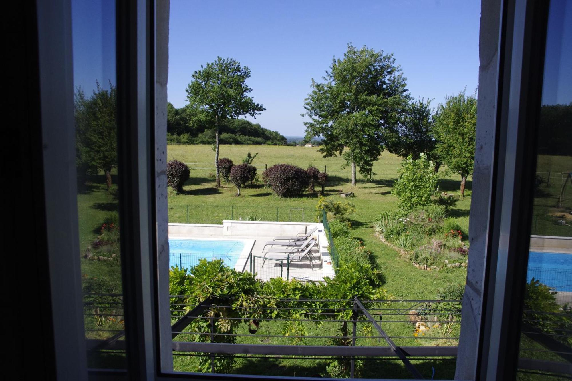 Yvrac-et-Malleyrand Domaine Du Pompinaud Accessible Pmr Bed & Breakfast エクステリア 写真